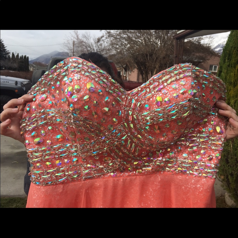Prom dress